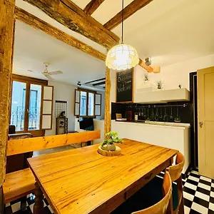 fc9-apartments.basquecountryhotels.org/